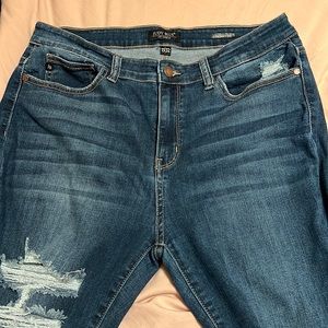 Size 15 dark wash, distressed Judy Blue jeans